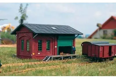 PIKO G SCALE MODEL TRAIN BUILDINGS - SONNEBERG GOODS DEPOT - 62008