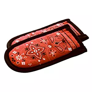 Lodge HHBAN41 Hot Handle Holders, Bandana Design, Set of 2