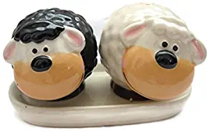 Cows Ceramic Salt and Pepper Shakers Set with Tray, Salt and Pepper Shakers,Handmade,cute gift, ideal choice for gift giving